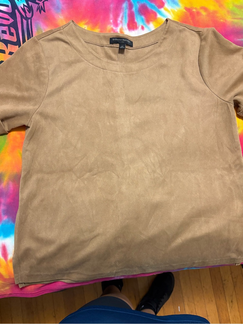 Banana Republic Womens Tan Faux Suede Short Sleeve Top size medium
